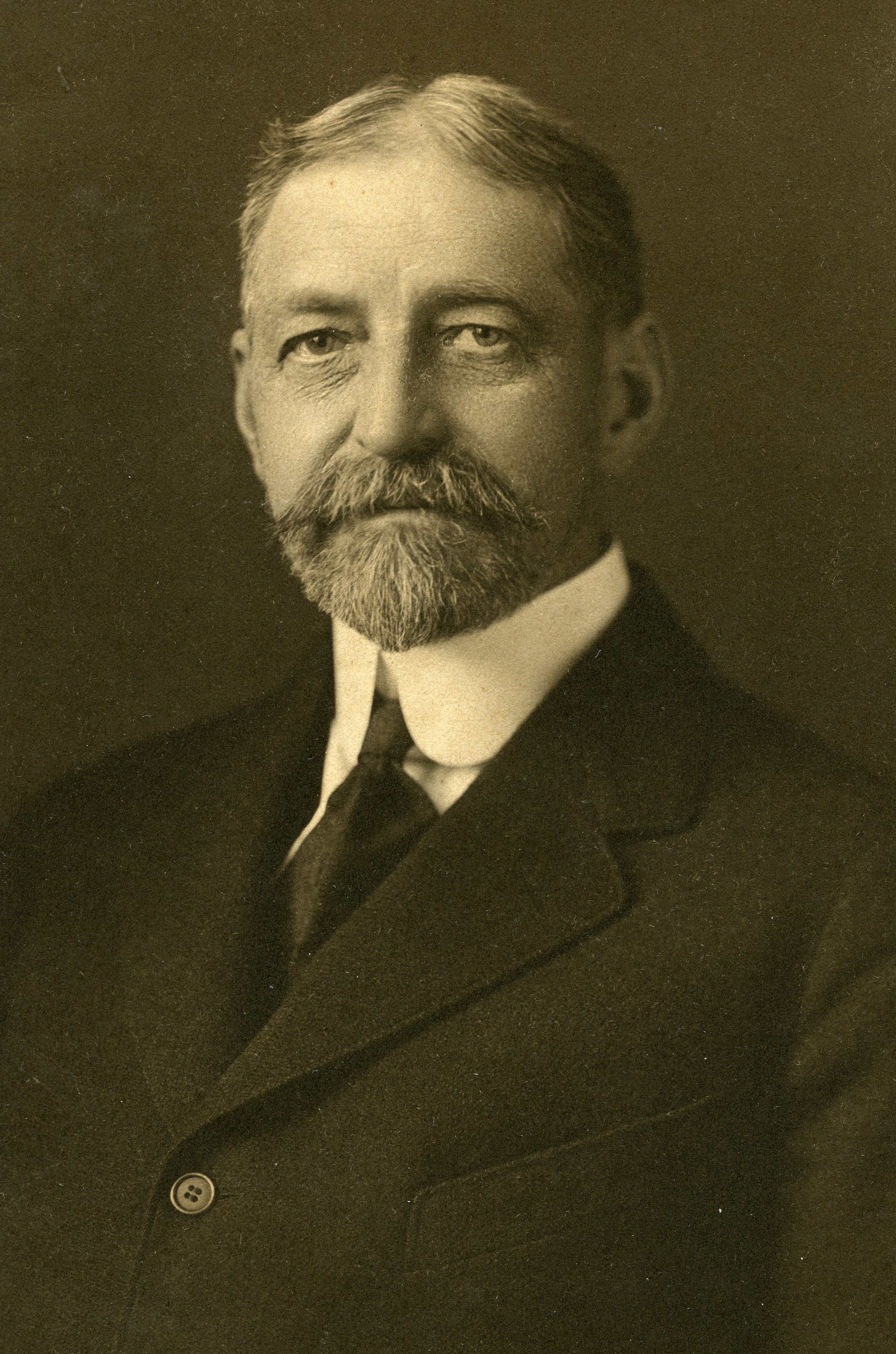 Member portrait of Henry W. Farnam